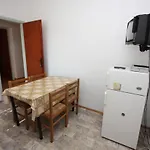 Apartamento With Parking Space Grebastica, Sibenik - 6103