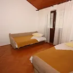 Apartamento With Parking Space Grebastica, Sibenik - 6103