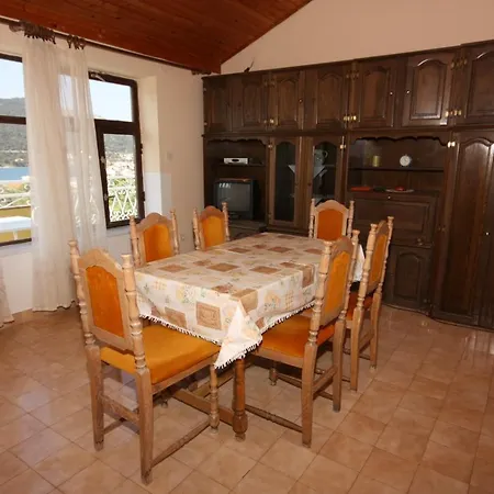 With Parking Space Grebastica, Sibenik - 6103 Apartment *