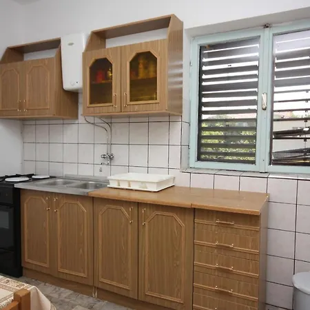 With Parking Space Grebastica, Sibenik - 6103 *