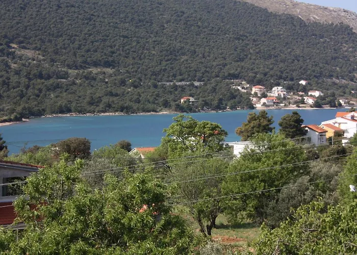 With Parking Space Grebastica, Sibenik - 6103 Apartman *