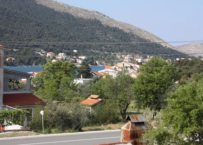 With Parking Space Grebastica, Sibenik - 6103 *