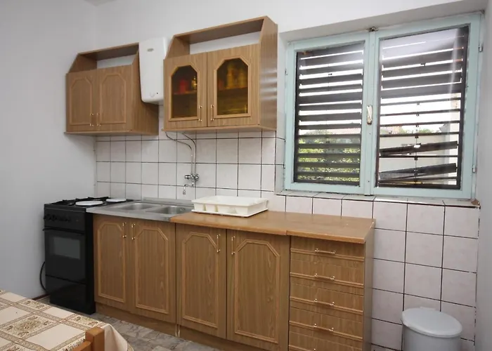 With Parking Space Grebastica, Sibenik - 6103 *