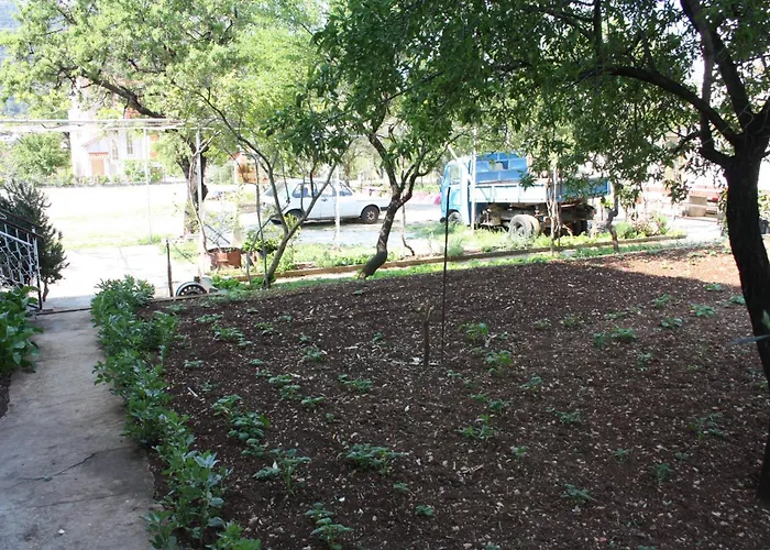 With Parking Space Grebastica, Sibenik - 6103 Apartman *